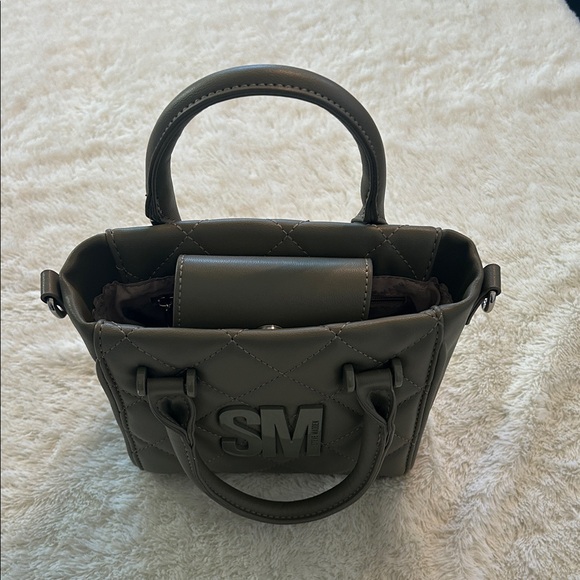 Steve Madden Bbabi mini crossbody Quilted Olive Green - Picture 10 of 15